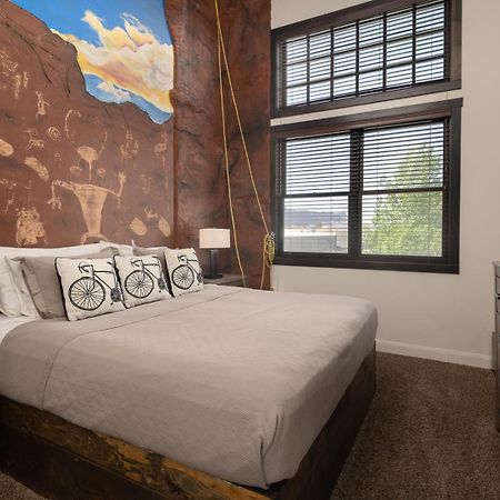 Unique Downtown Rental - La Dolce Vita Villas #5 موآب المظهر الخارجي الصورة
